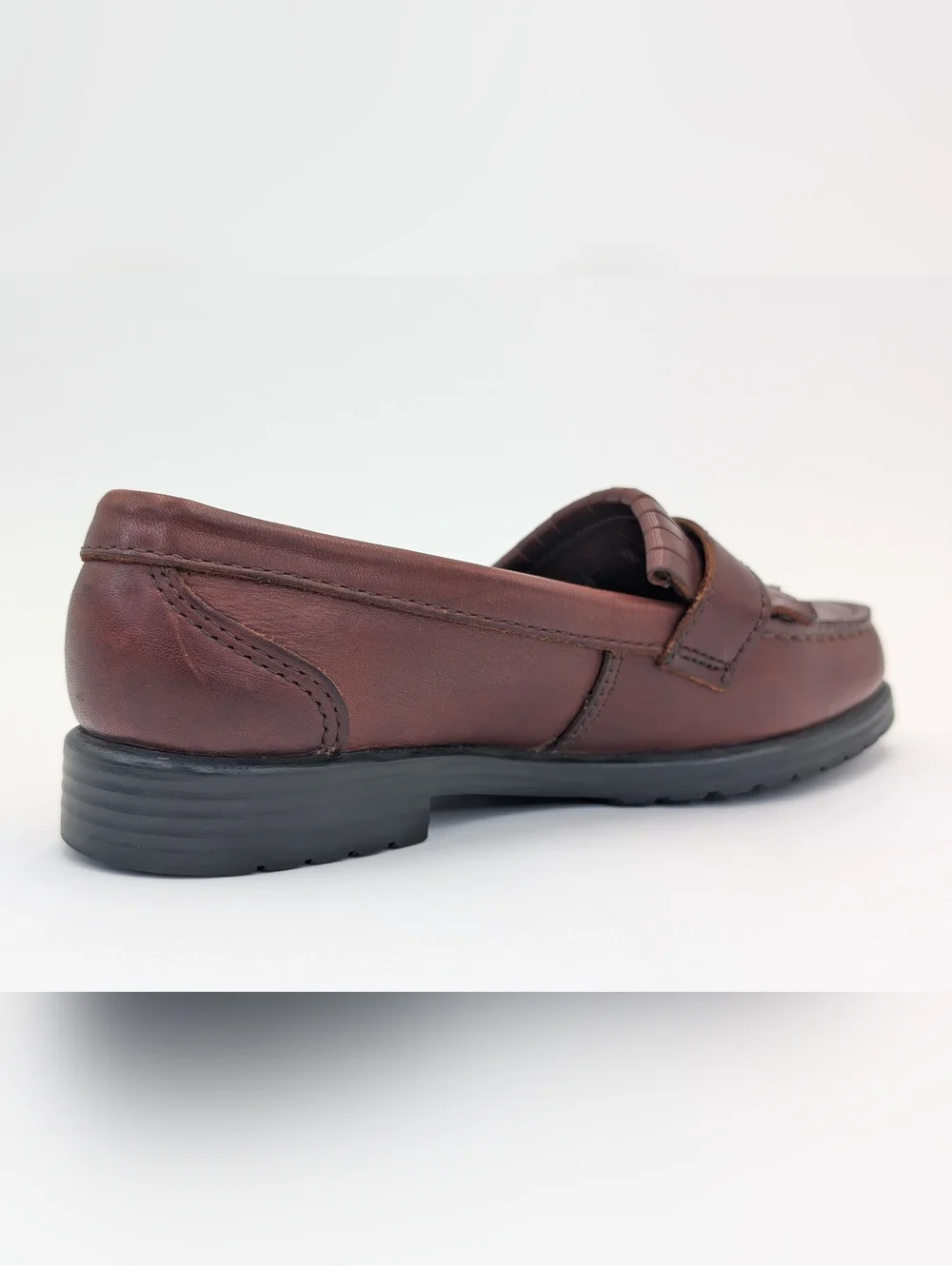 Eastland Women Sz 6M Rare Vintage Burgundy Cordovan Leather Kiltie Tassel Loafer